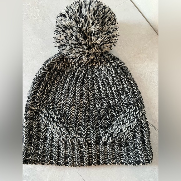 Rebecca Minkoff Hat - Picture 2 of 6